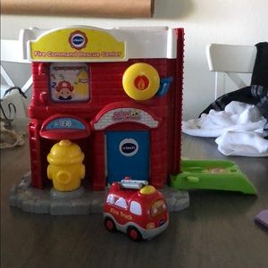 Fire station toy